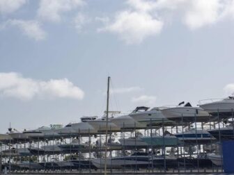 le port de plaisance d arcachon la cale a sec